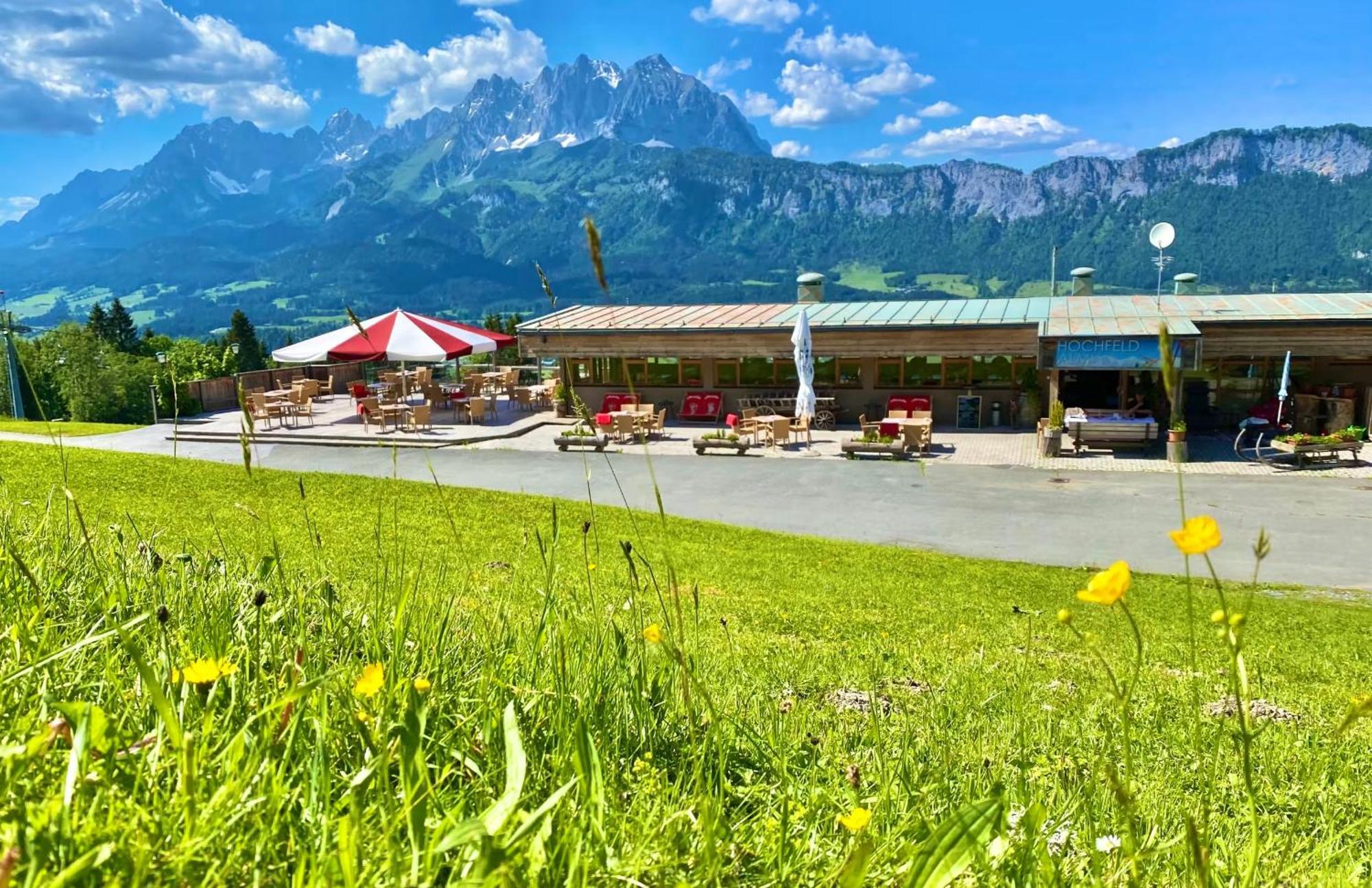 Hochfeldalm Hotel Санкт Йохан ин Тирол Екстериор снимка